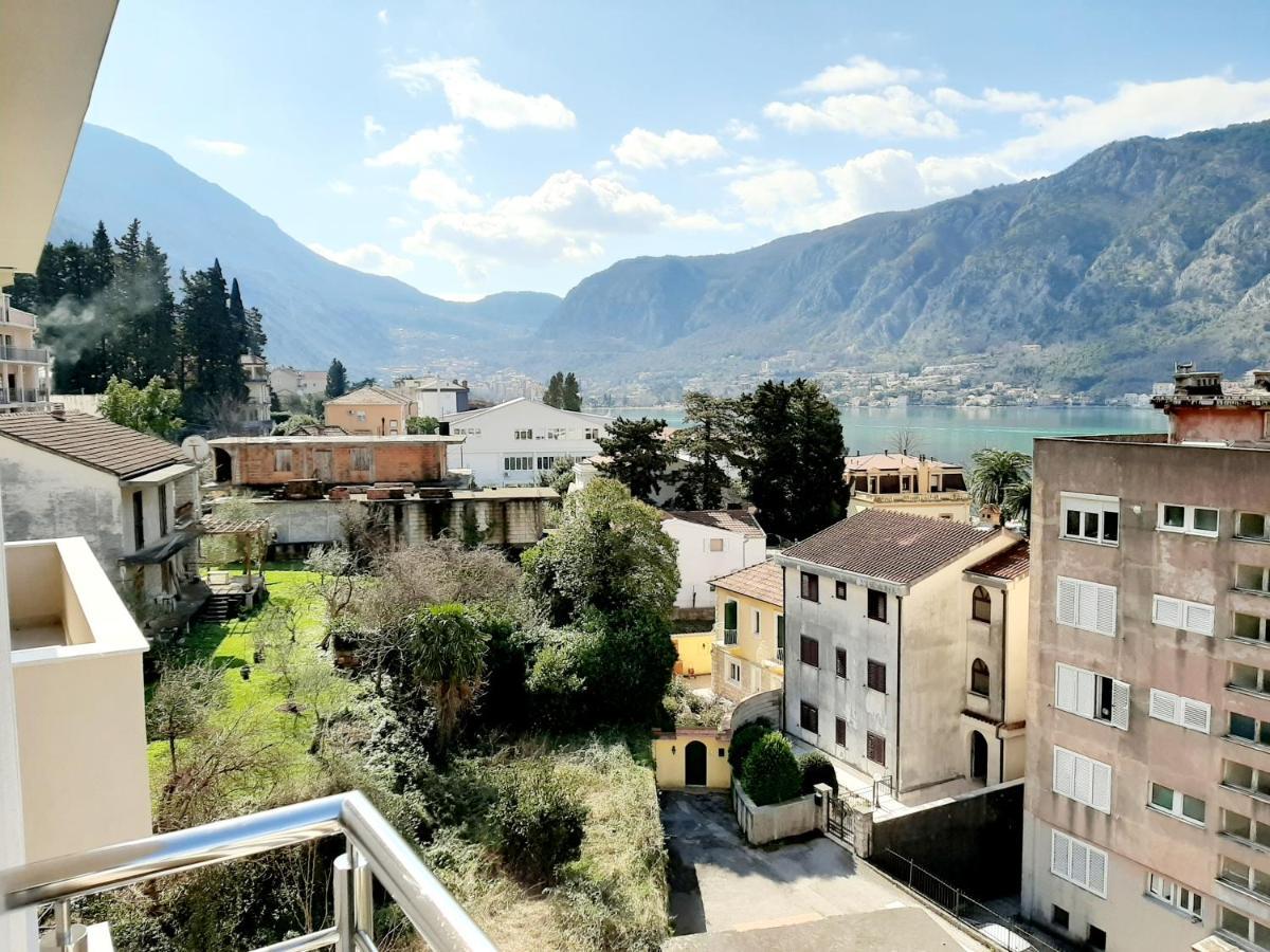 Maritimo Di Cattaro****Lux Apartment With Garage Exterior photo