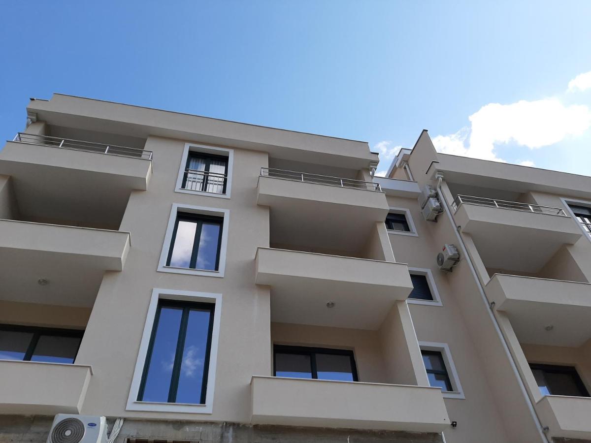 Maritimo Di Cattaro****Lux Apartment With Garage Exterior photo